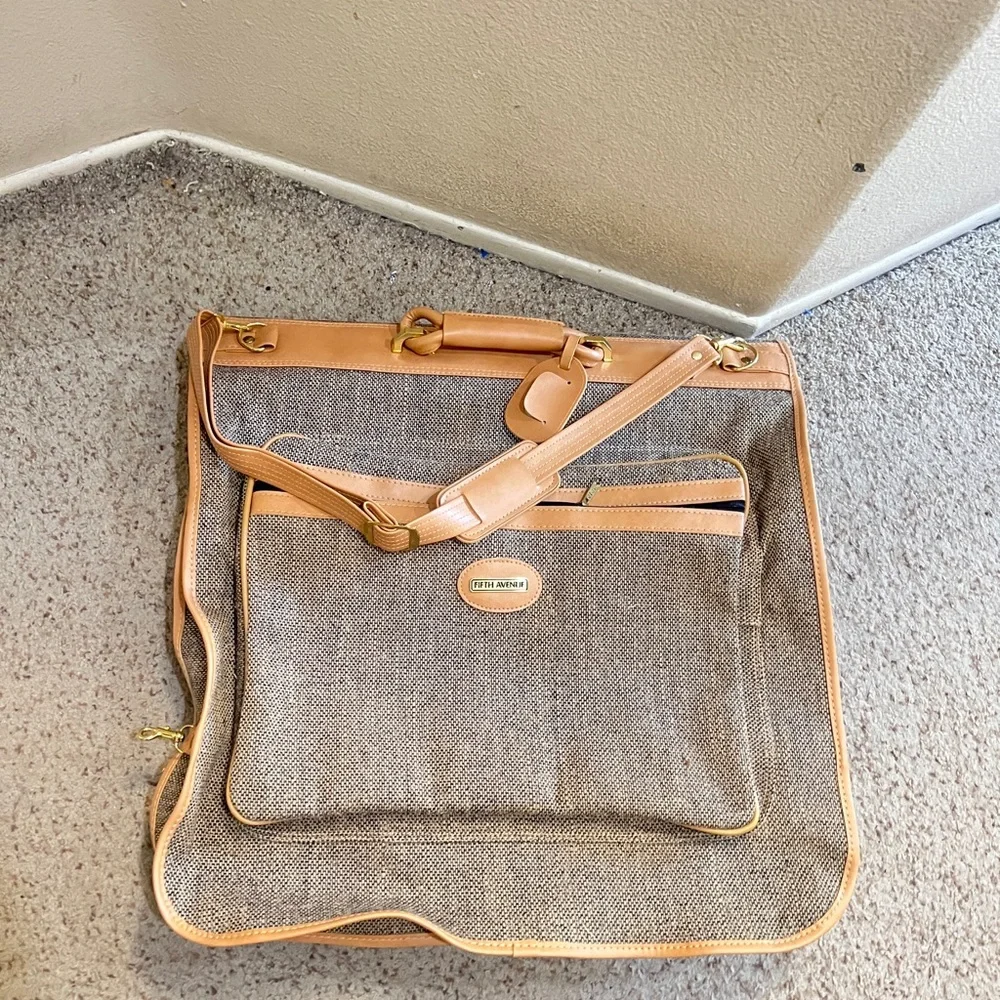 5th Ave three tan tweedTravel set . Two Suitcase and garment bag Set New no tags